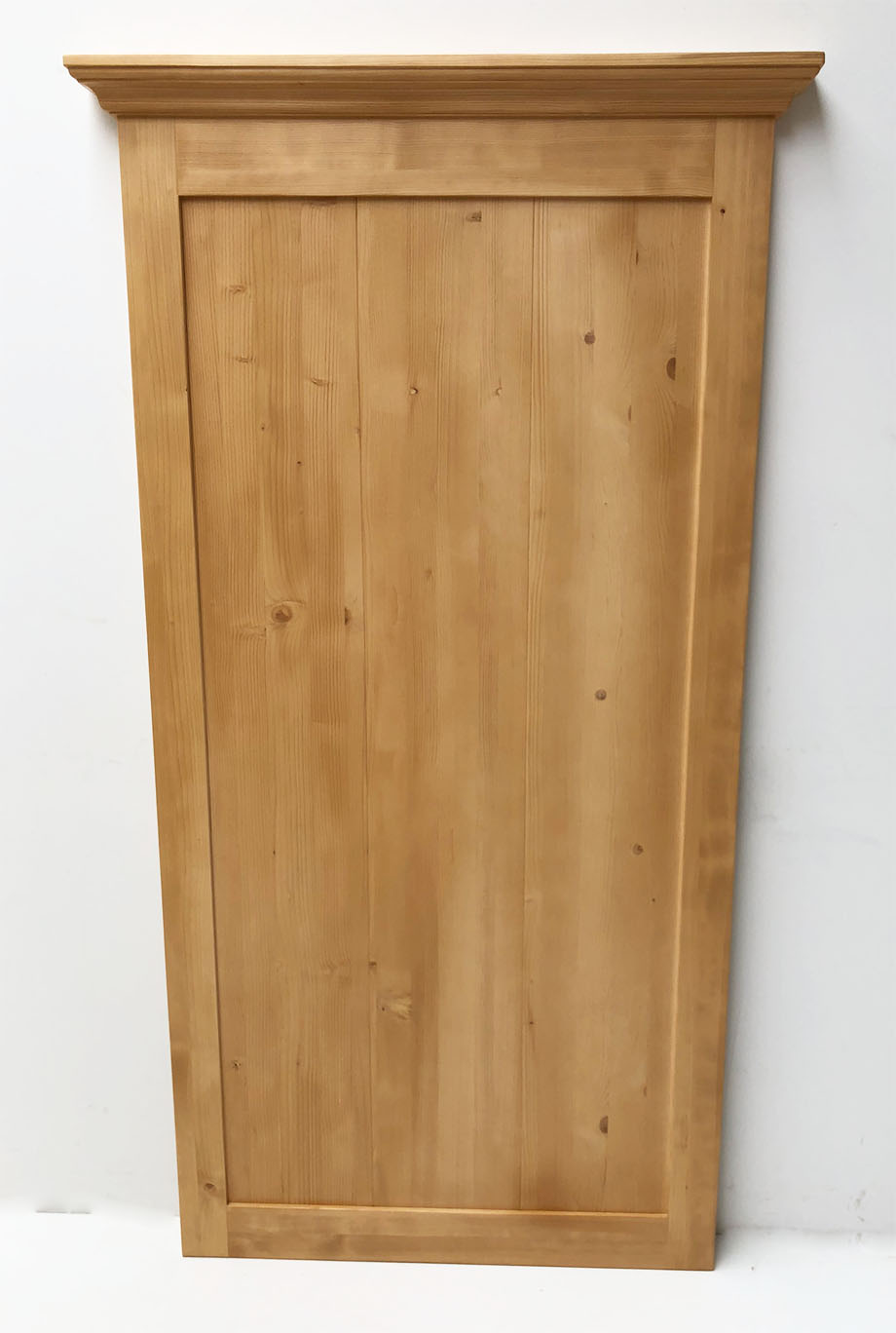 Wandpaneel 125/140 cm, Wandverkleidung Füssen , Garderobenpaneel, glatt, mit Kranz , nach Maß