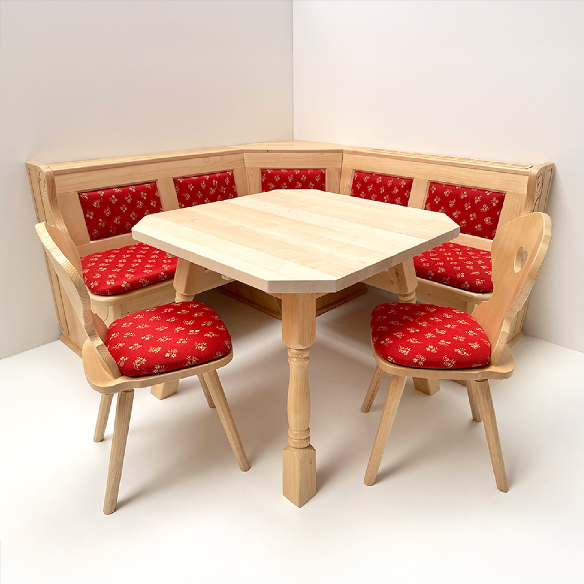 Eckbankgruppe LINDAU 175/175 Tisch 4510-Amberg, 2 Bauernstühle Munich 8K, Mülheim Streublume rot