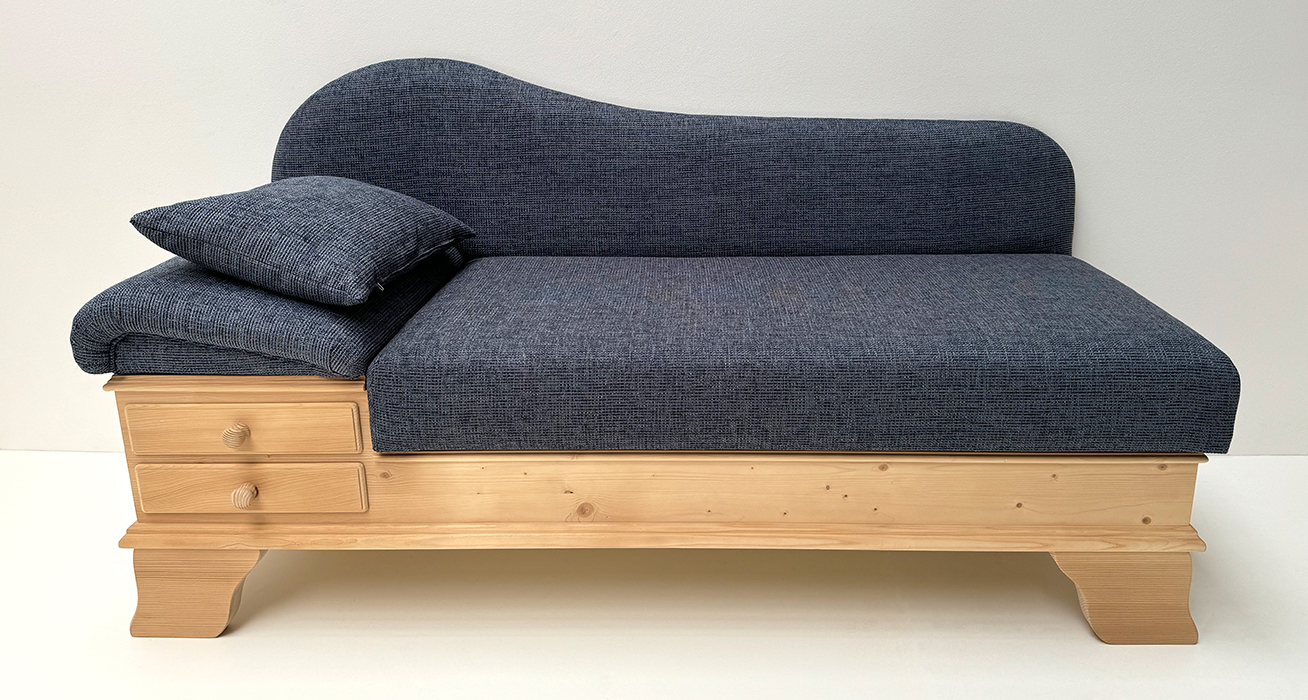 Sofa Liege Chiemgau Sonderlänge 170 cm,  Sitzhöhe 50 cm, Stoff Natura 812 blau