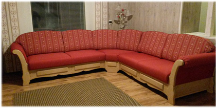 Ecksofa Sterzing mit 2 Armlehnen und Bettfunktion 