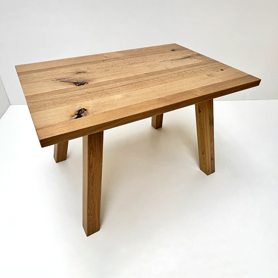 Vierfußtisch 4510G, ohne Schubladen, gerader Fuß, Wildeiche, 120/80 cm lackiert