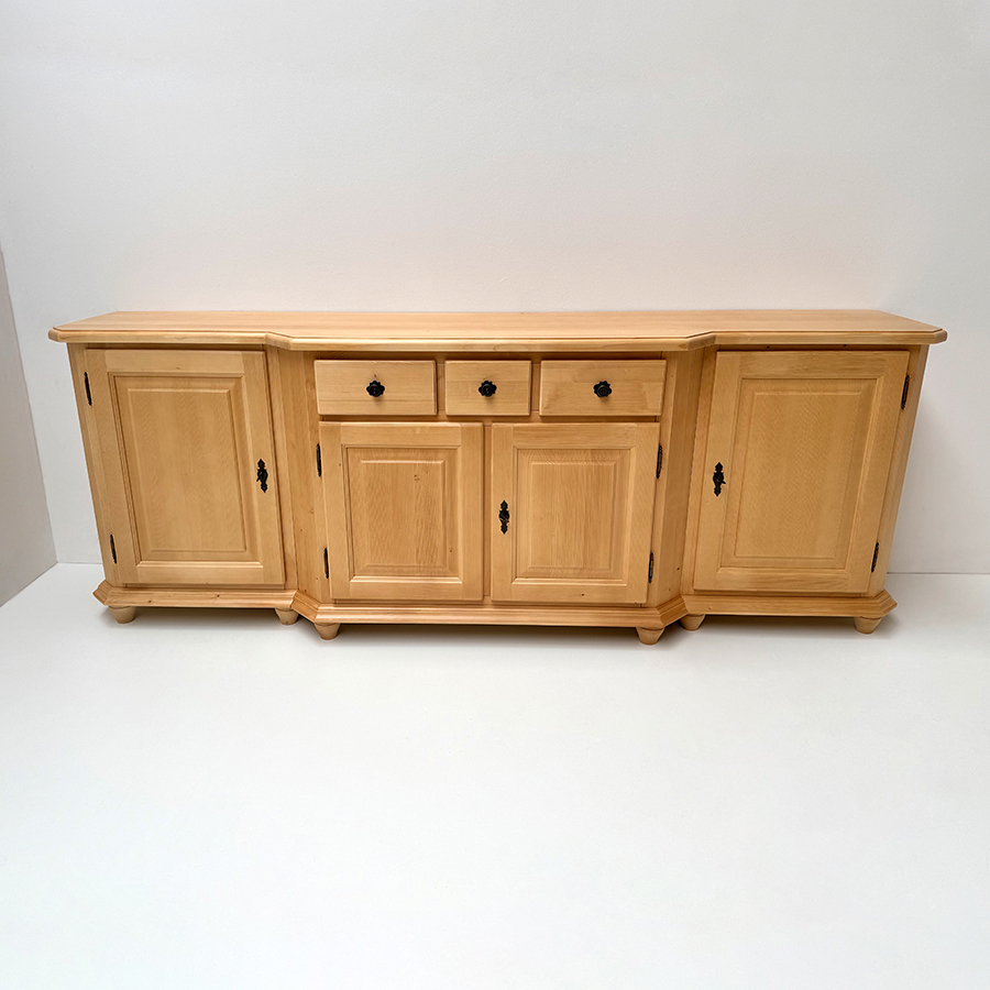 Anrichte Oberau Füssen 4-trg., mit Kugelfüßen, 3 Schubladen, Rosner lackiert