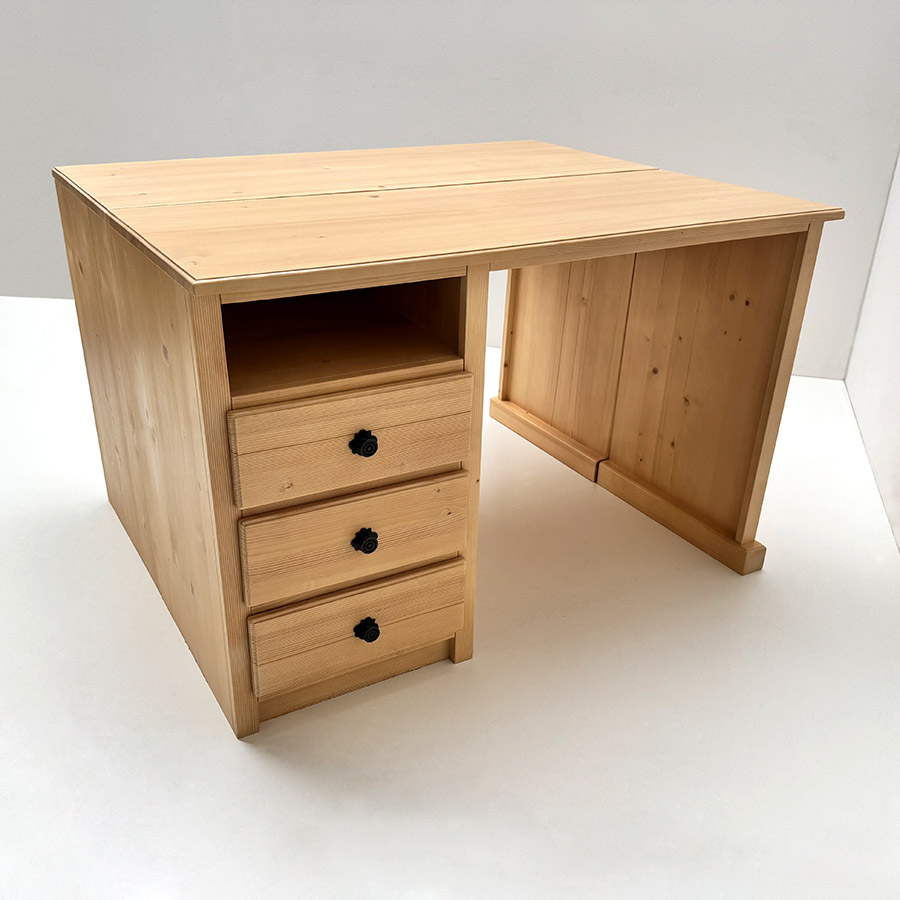 Doppel Schreibtisch Füssen 120/50 cm, 1 Container re/li mit Sockel geschlossen, 3 Schubladen, 1 Fach