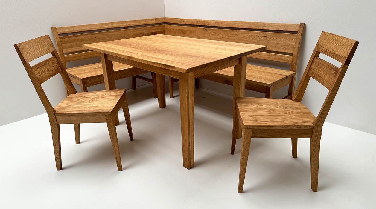 Eckbankgruppe Iseo Wildeiche geölt, Bank 150/190 cm, Tisch 85/125 cm, 2 Stühle Filippa-M