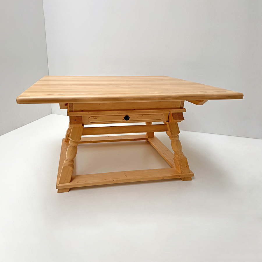 Landhausmöbel Jogltisch Sondermaß 120/140 cm Fichteplatte