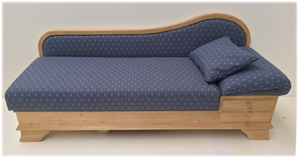 Sofa Liege Garmisch, Kopfteil rechts, Kundl blau ! Rosner Hartwachs ! auch Sondertöne liefebar !