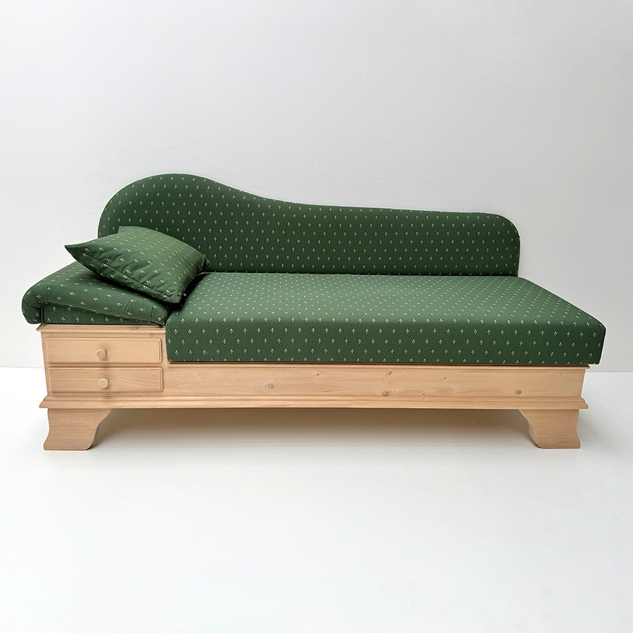 Sofa Liege Chiemgau, Sitzhöhe 50, Kundl grün ! Neu ! in 38 Lagerstoffen preisgleich