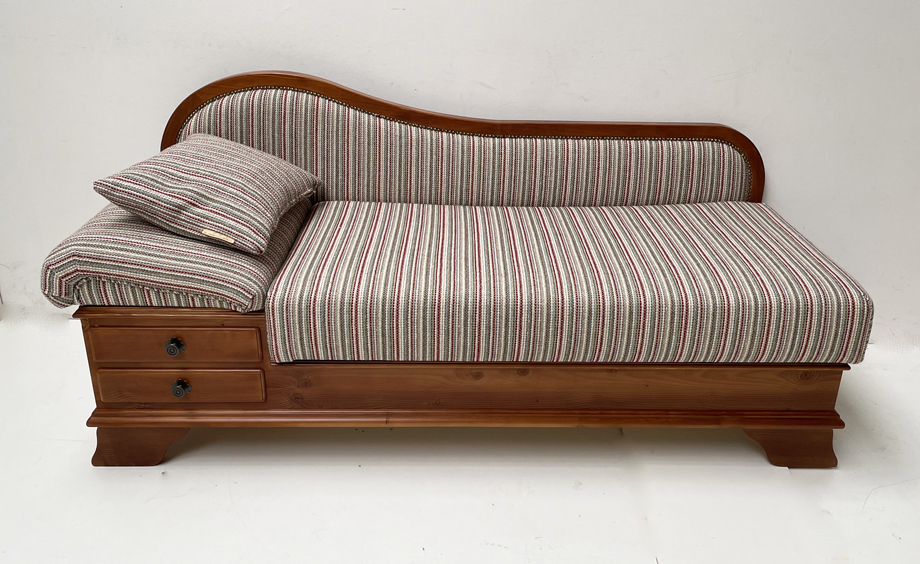 Sofa Liege Garmisch, 180 cm, Kopfteil links, Adler Rotbraun, Arosa 300 Flickerl