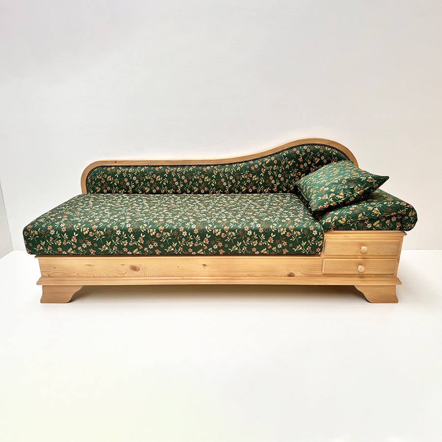 Sofa Liege Garmisch Aktionsangebot, Mülheim grün ! in 38 Lagerstoffen preisgleich