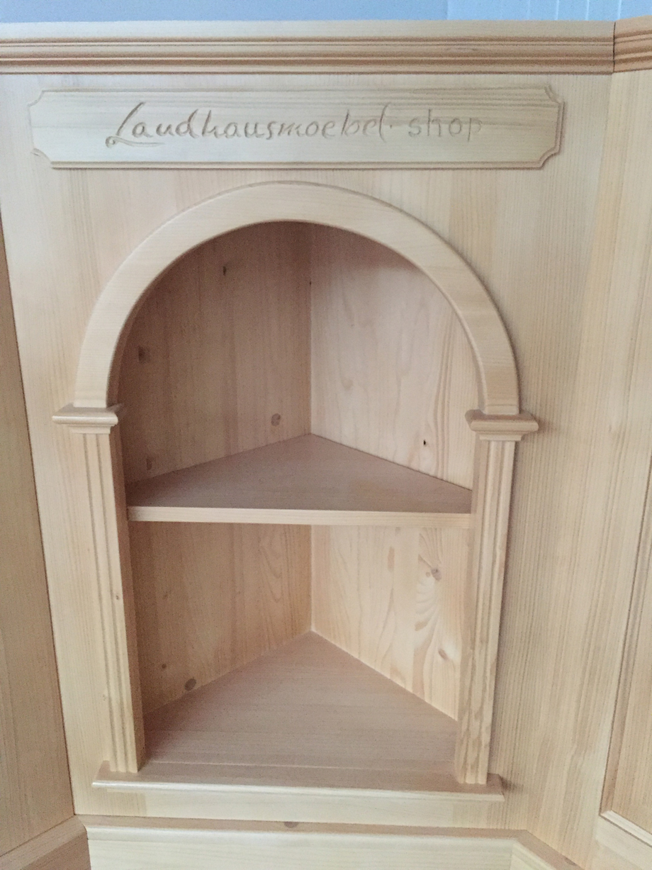 Eckbank LINDAU Eckkapitel mit Schnitzerei, Schriftzug Landhausmoebel-shop