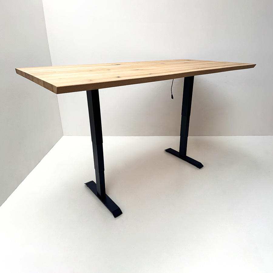 Baumtisch Schreibtisch OVIEDO, elektrisch höhenverstellbar,  Platte 180/90 cm, Wildeiche geölt