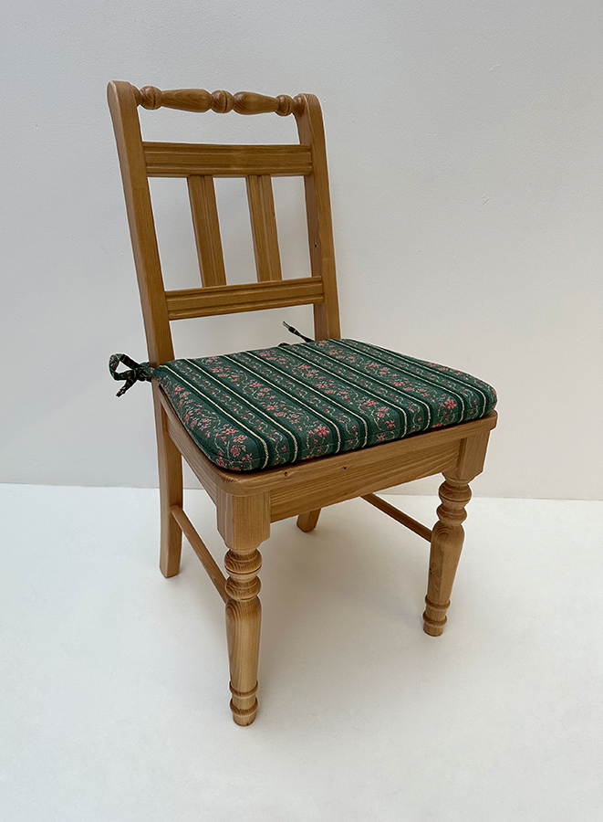 Sprossenstuhl Rangau Fichte, Antik hell, Polster genäht, Waidhaus grün