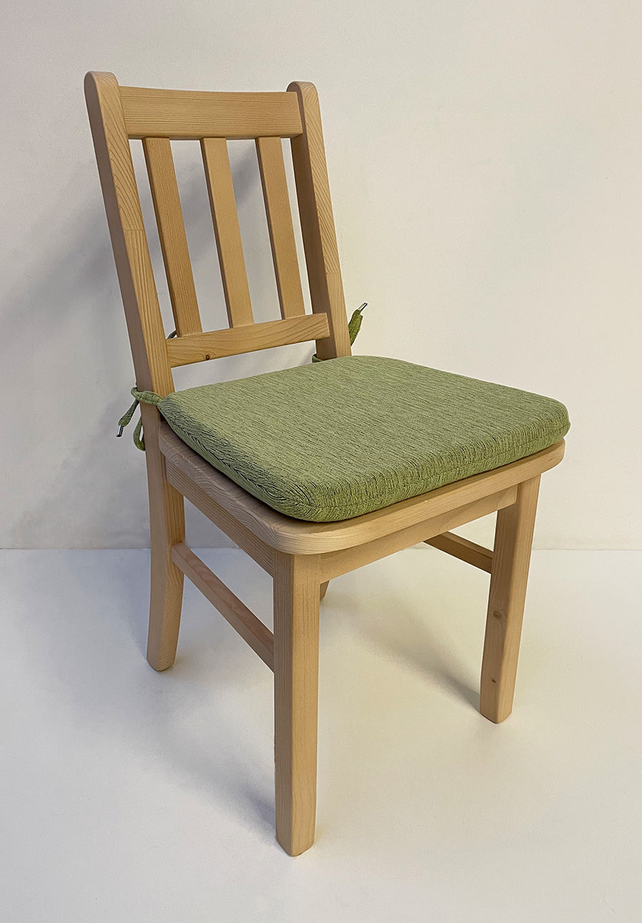 Sprossenstuhl Nürnberg Brühl mit 3 Langsprossen, Fichte massiv, Polster genäht, Landshut grün