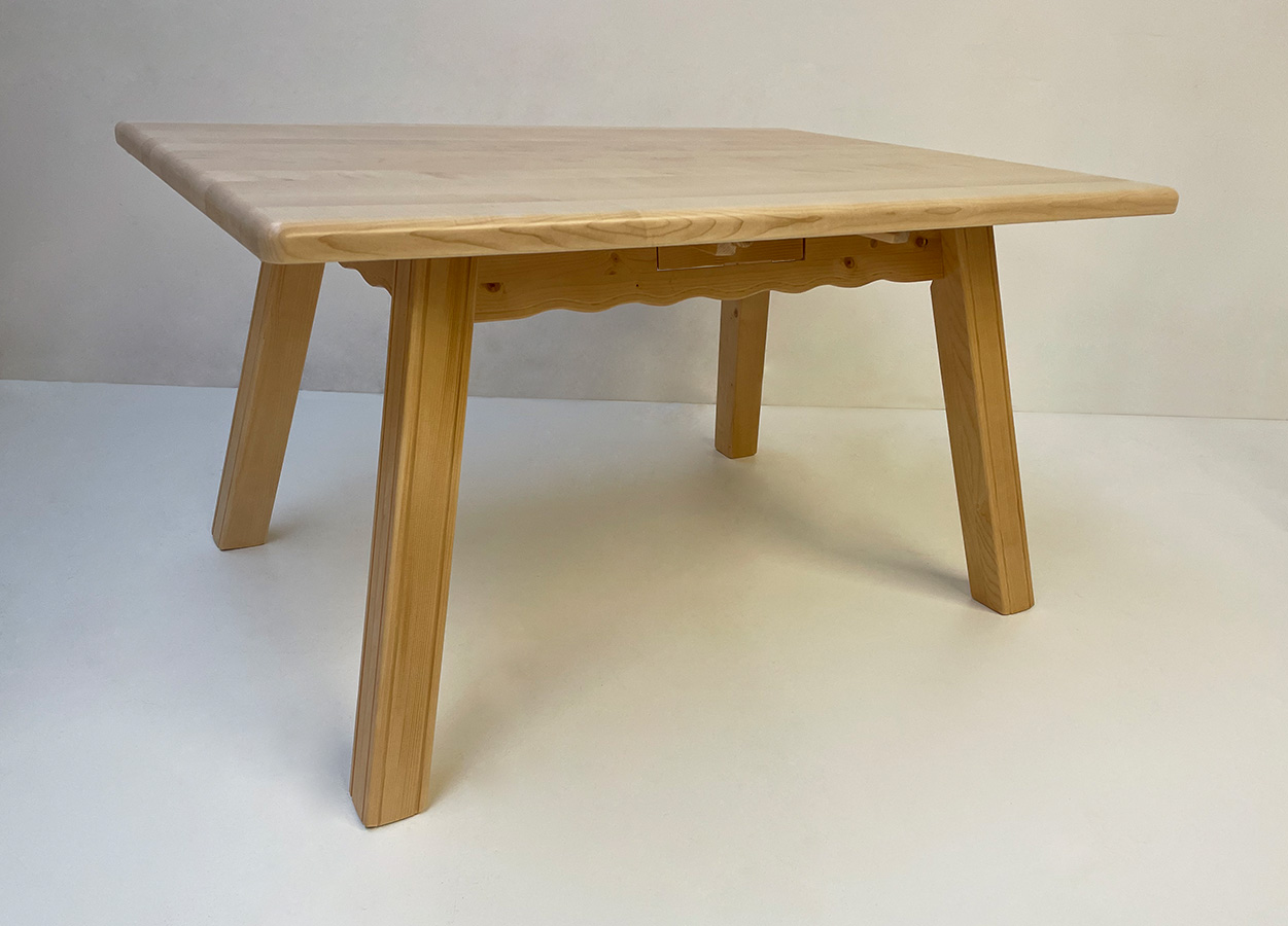 Vierfußtisch 4510 Amberg-Rosenheim, mit Schubladen, gerader Fuß, Ahornplatte 140/100 cm